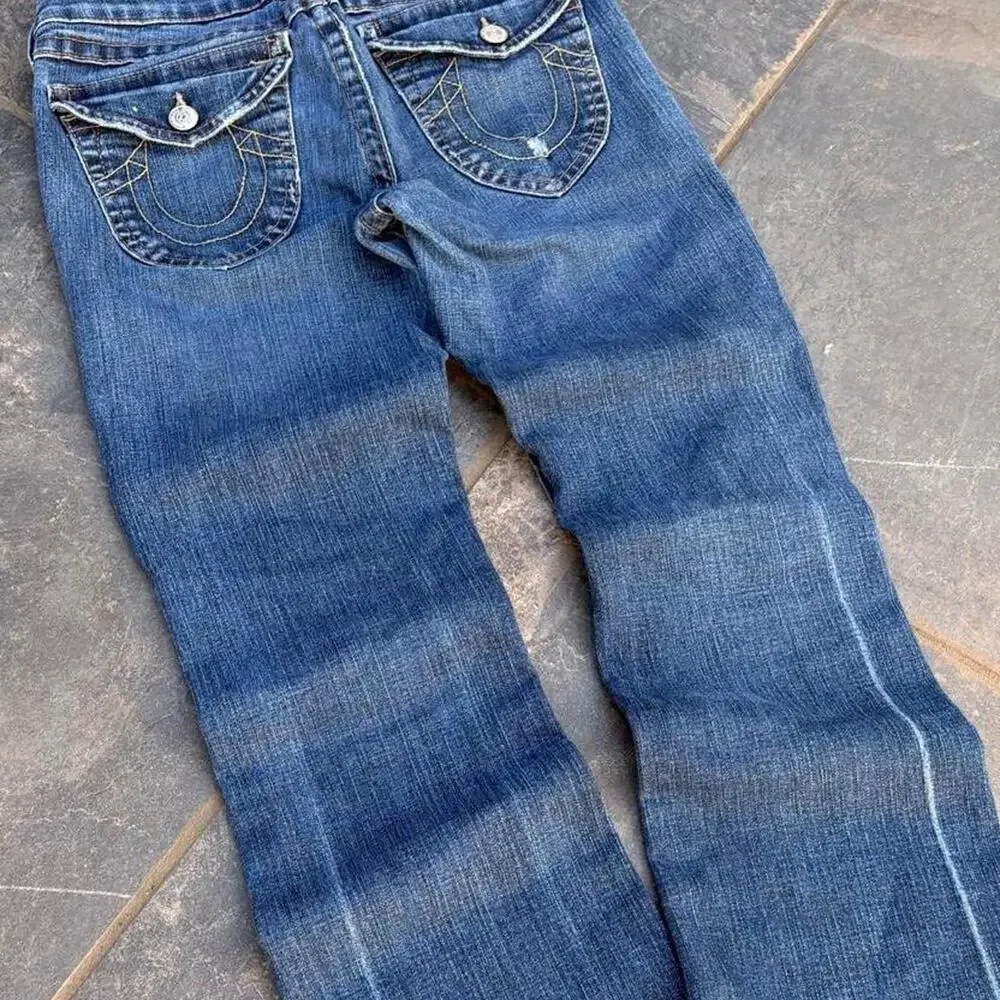 Classic true religion denim featuring